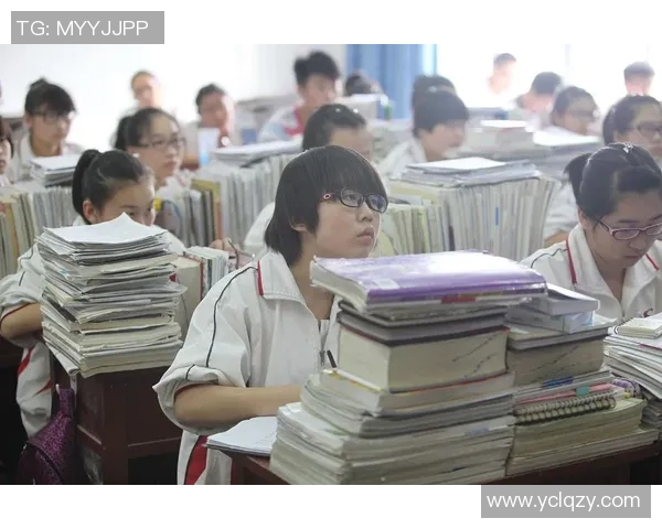 如何通过刻苦训练与心理素质成为足球球场上的王者之星 如何通过刻苦训练与心理素质成为足球球场上的王者之星